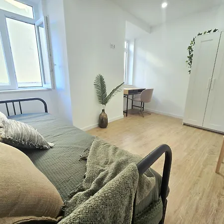 Feeling - Charming 3bedroom Duplex, Historic Area Of 塞图巴尔