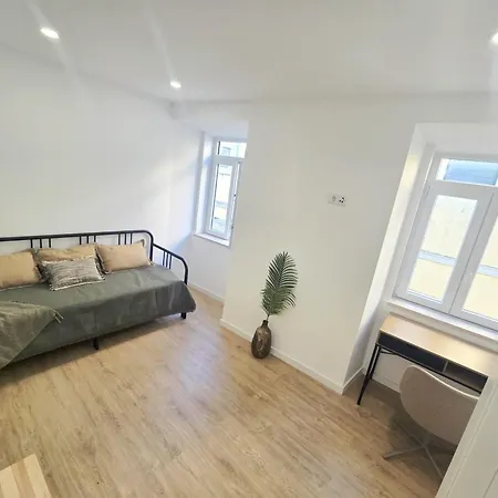 Feeling - Charming 3bedroom Duplex, Historic Area Of 塞图巴尔