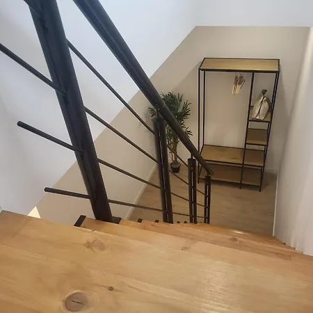 Apartman Feeling - Charming 3bedroom Duplex, Historic Area Of